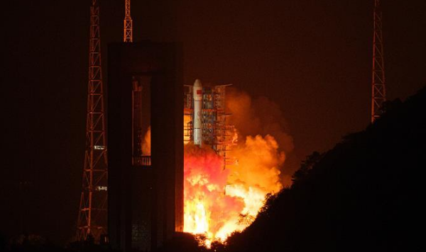 我国成功发射高分十三号卫星