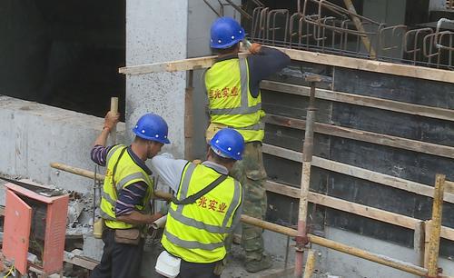 洛南全力推進(jìn)教育補(bǔ)短板項(xiàng)目