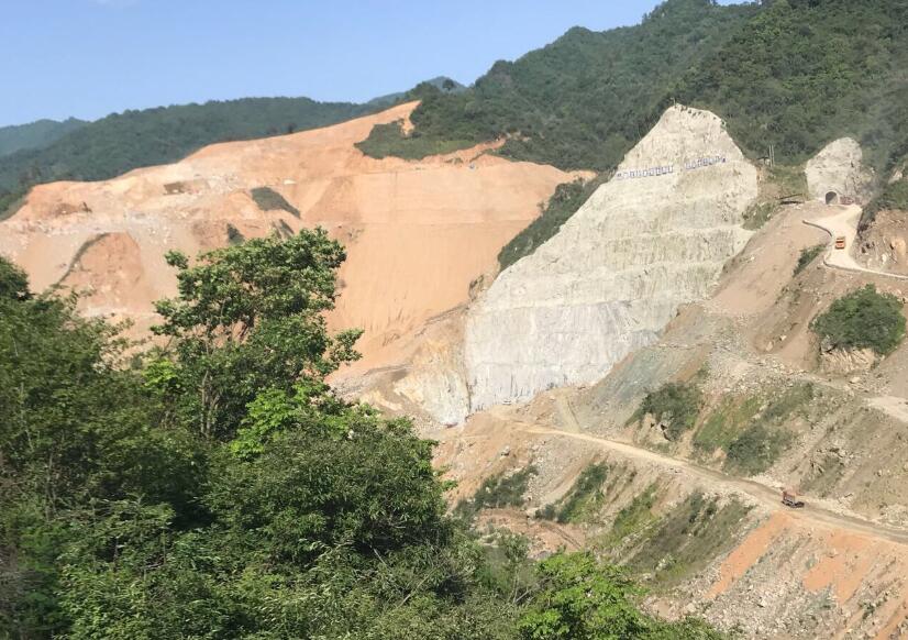 省公安廳出臺(tái)十條措施打擊破壞秦嶺生態(tài)違法犯罪
