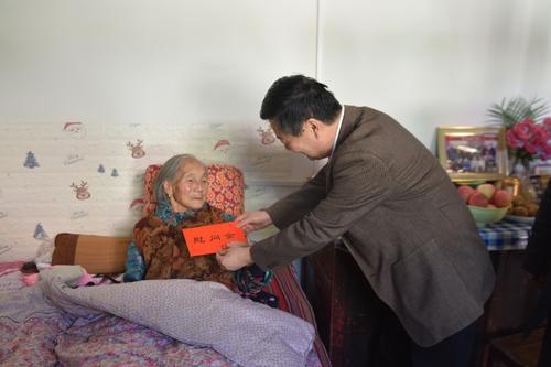 白水縣政協(xié)開展“敬老月”走訪慰問送溫暖活動