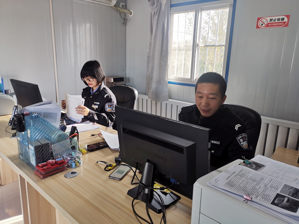 府谷車管所高效快捷辦理車駕管業(yè)務(wù)，獲群眾好評！