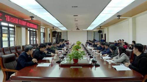 京晉陜文藝家走進(jìn)佛坪縣大河壩鎮(zhèn)采風(fēng)