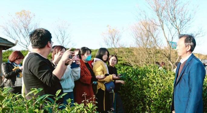 【決勝2020】從貧困戶蛻變?yōu)橹赂弧邦I頭羊”西鄉(xiāng)這位“老茶農”不簡單！