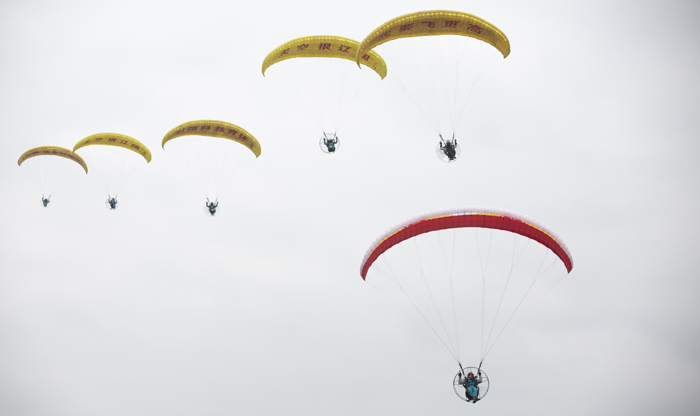 2020年全国航空模型公开赛(商洛站)在丹凤县商山通用机场开幕