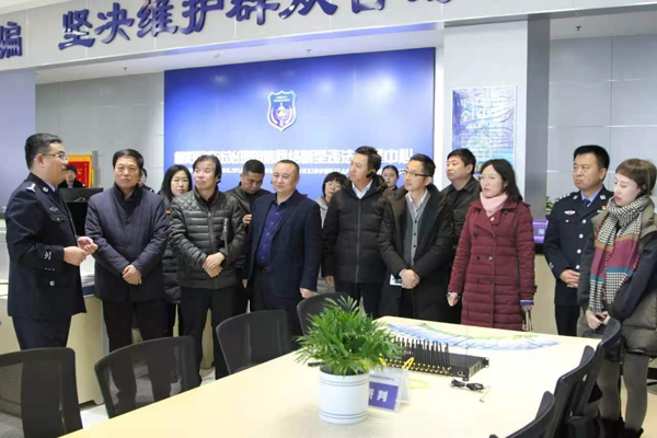 榆林公安榆陽(yáng)分局召開向政協(xié)委員匯報(bào)工作暨征詢意見座談會(huì)