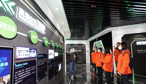 發(fā)現(xiàn)活力之美 | 萬物互聯(lián) 網(wǎng)絡安全為數(shù)字經(jīng)濟保駕護航