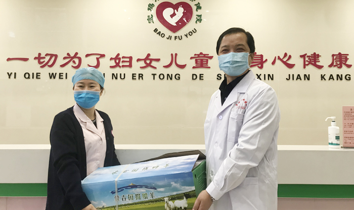 蒙古国捐赠羊抵达宝鸡！44位援鄂医疗队员人人有份！