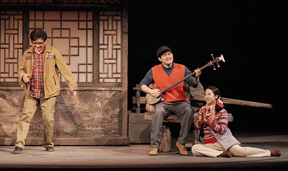 陕西廉政文化精品项目话剧《路遥》上演