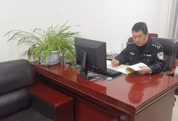 孤寡老人的“心上人”