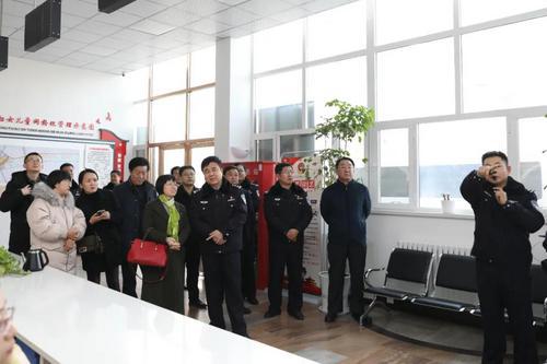 向人民報(bào)告 | 榆林公安榆橫分局召開向“兩代表一委員”匯報(bào)工作暨征詢意見座談會