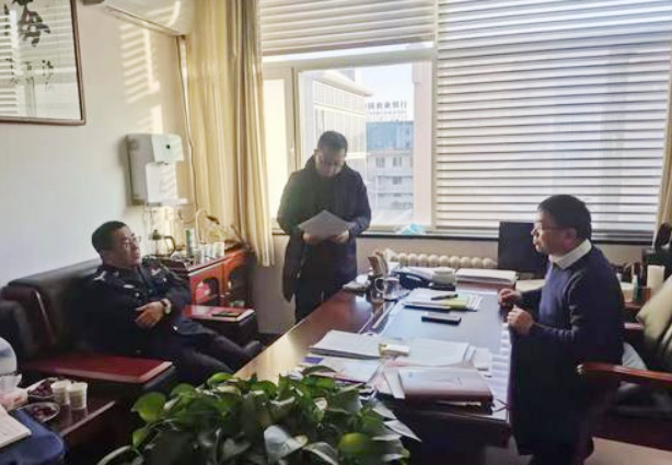 榆陽公安分局崇文路派出所走訪轄區(qū)學(xué)校