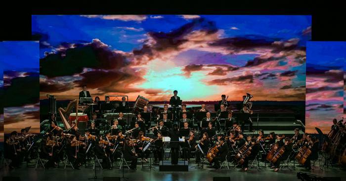 多媒體交響音畫《山河·豐碑》在西安首演