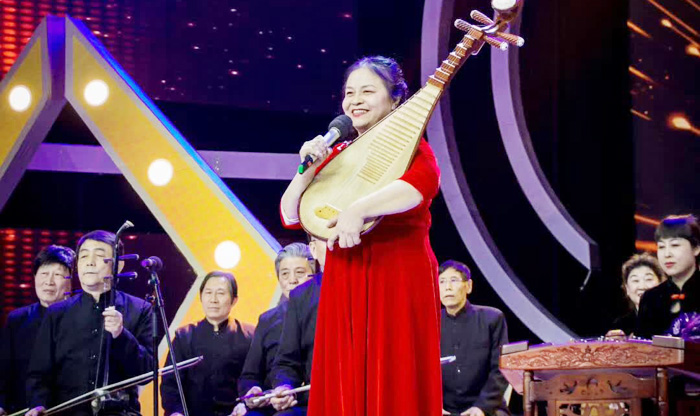 陈冬菊：只要抱起琵琶我就充满了活力