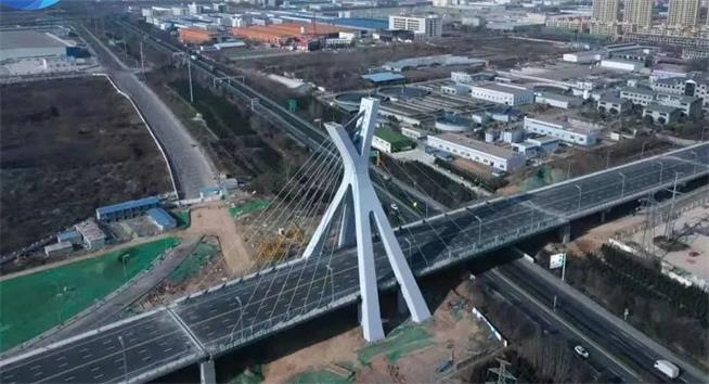 網(wǎng)紅新地標(biāo)！咸陽高科一路高架橋11日零時正式通車
