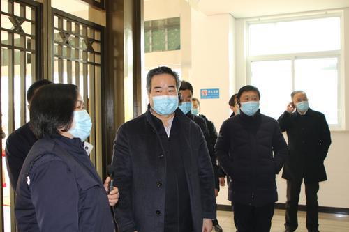 傾智傾力解難題促發(fā)展 | 何存貴赴陳倉區(qū)調(diào)研、暗訪高新區(qū)創(chuàng)文工作