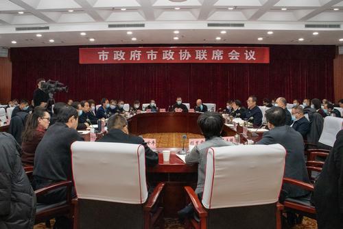 集中真知灼見(jiàn) 凝聚發(fā)展合力 榆林市政府市政協(xié)“非能化工業(yè)產(chǎn)業(yè)發(fā)展”聯(lián)席會(huì)議召開(kāi)