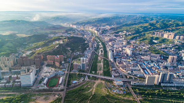 逆風(fēng)揚(yáng)帆踏浪行——2020年府谷縣域經(jīng)濟(jì)社會(huì)發(fā)展曬出亮眼成績(jī)單