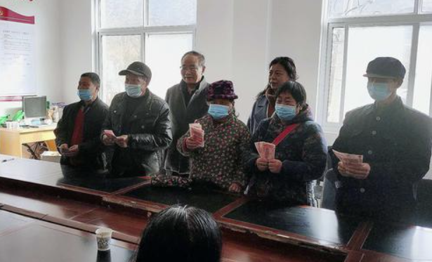 寶雞市政協(xié)副主席王虎賢在鳳縣開展走訪慰問活動