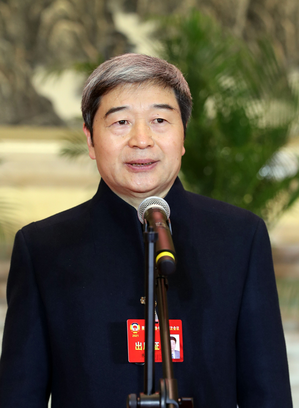 委员通道 | 朱鸿委员：加强对境外病毒的输入管控是目前最大的民生