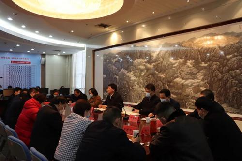 科學(xué)精準(zhǔn)防控 開展暖心服務(wù)丨寶雞市應(yīng)對疫情工作領(lǐng)導(dǎo)小組（指揮部）召開專題工作會