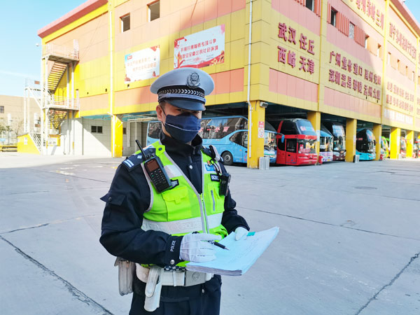 新春走基层 | 何建伟：为市民安全出行保驾护航