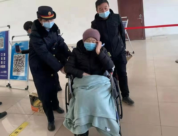 千里探親，綏德火車站服務至最后一公里