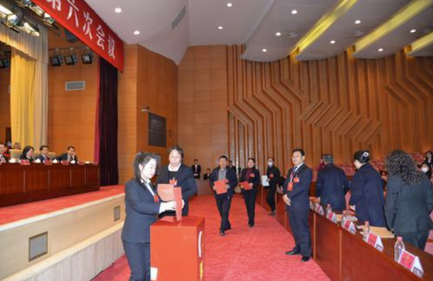 靖邊縣第十八屆人民代表大會第六次會議勝利閉幕