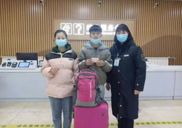 榆林火車站丨有愛旅途添溫暖 默言服務(wù)顯真情