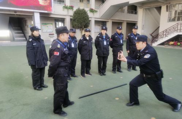 榆陽區(qū)新明樓派出所開展校園安保培訓