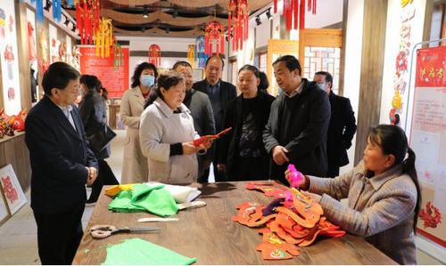 千陽縣政協(xié)專題調(diào)研高素質(zhì)農(nóng)民培訓(xùn)情況