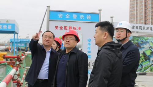 榆林市政協(xié)調(diào)研市中醫(yī)醫(yī)院遷建項(xiàng)目建設(shè)情況