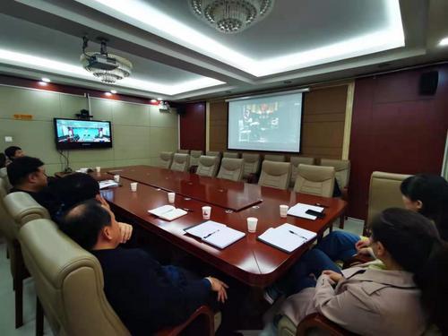 吳堡縣政協(xié)機(jī)關(guān)黨支部組織收看《榜樣5》