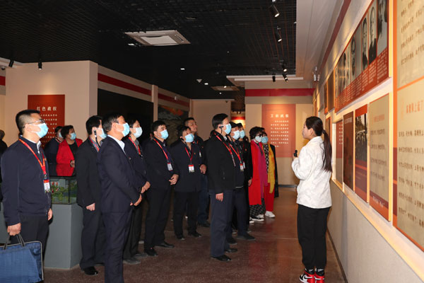 銘記紅色歷史 傳承革命精神——省藥監(jiān)局赴渭華起義教育基地開(kāi)展主題黨日活動(dòng)