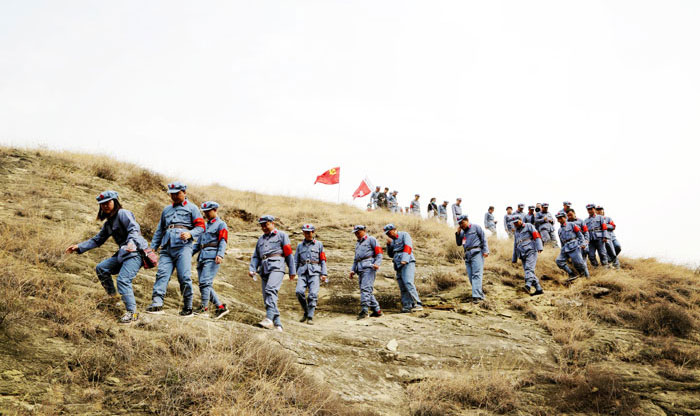 府谷县：传承红色文化  重温红军长征路