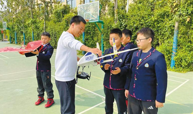 西安市：办好家门口学校 让孩子有学上、上好学