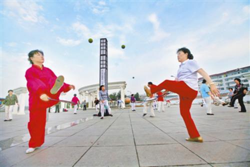 府谷县：脚踏实地谋发展 奋发有为谱新篇