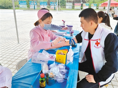 185名醫(yī)學院在校生申請捐獻造血干細胞