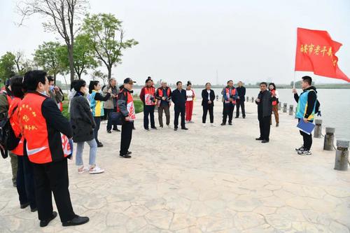 西安市老干部活動中心舉辦“三河一山”城市綠道提升工程專題攝影采風活動