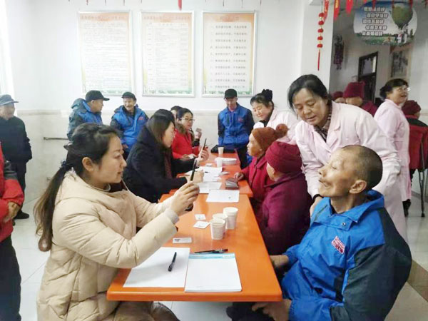情系民生實擔(dān)當(dāng) 一線履職綻芬芳 ——記太白縣政協(xié)委員王亞芳