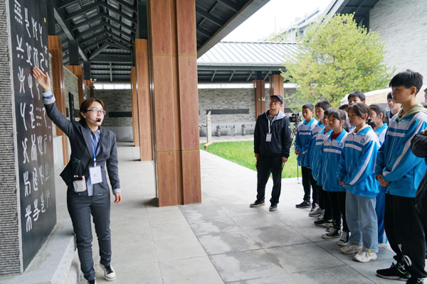 洛南倉頡碑林文博園建成對外開放