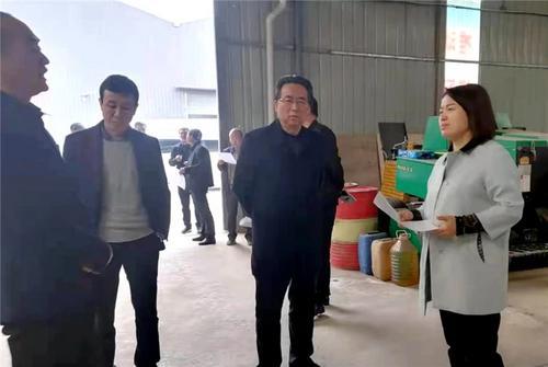 金臺區(qū)政協(xié)調(diào)研農(nóng)民專業(yè)合作社發(fā)展情況