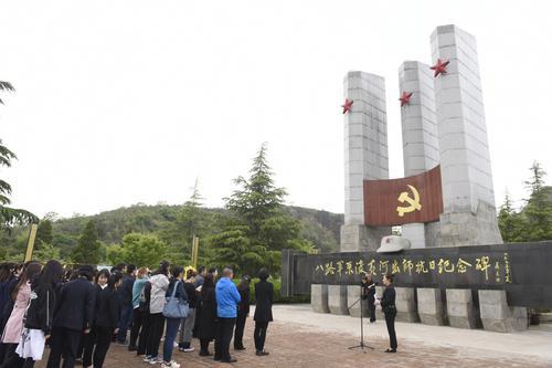 聽“東渡黃河”故事 感受紅色精神洗禮  “黃河女兒行——尋訪黨史路上的巾幗初心”韓城篇一