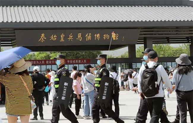 “五一”小長假萬余西安民警在崗 守護古城平安