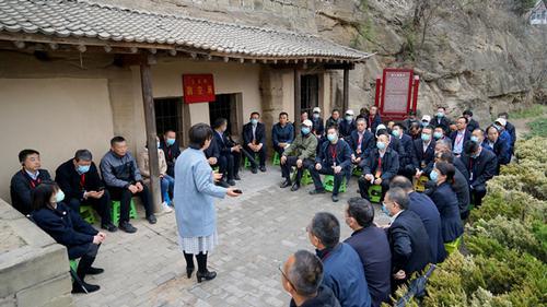 學(xué)黨史 踐行初心 敬延安 賦能三秦 國網(wǎng)陜西電力黨史學(xué)習(xí)教育走心更走“新”