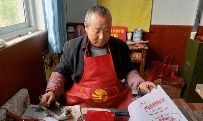 用木版年画“讲述”百年党史