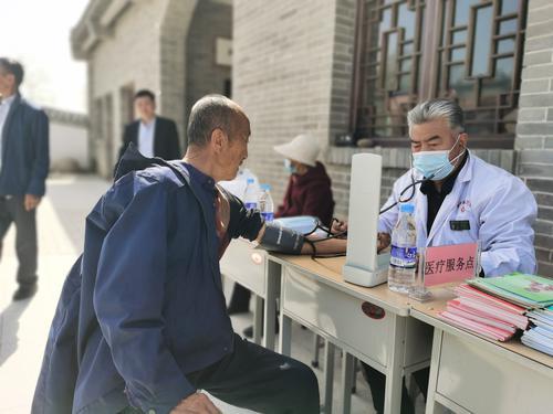 府谷縣田家寨鎮(zhèn)成功舉辦 “奮斗百年路，花開新征程”首屆高寒嶺旅游文化節(jié)活動(dòng)