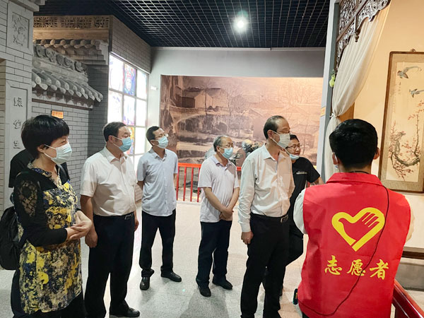 山西省祁縣政協(xié)來渭濱考察特色產(chǎn)業(yè)發(fā)展情況