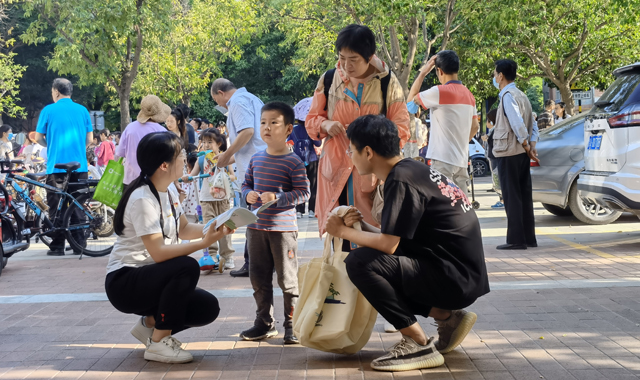 西安市智慧环保综合指挥中心开展国际生物多样性日宣传教育活动