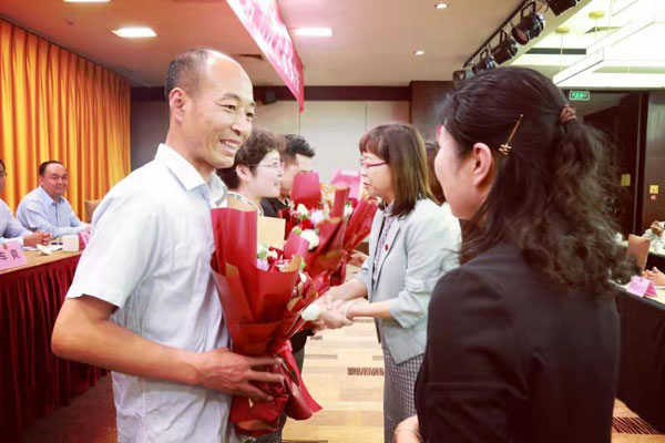 九三學社寶雞市金臺區(qū)綜合支社第七次社員大會召開