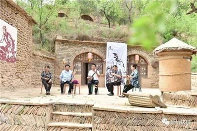 同心奔小康：寫生基地帶火了小山村